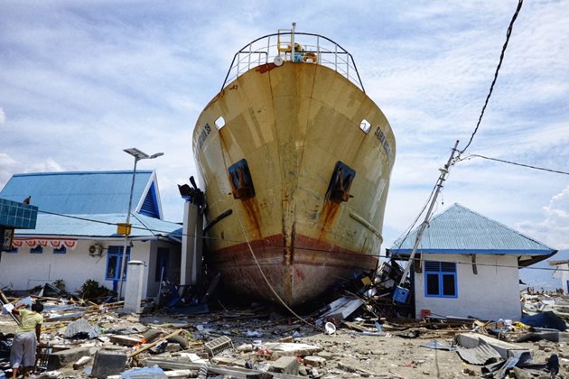 RedR Responds: Indonesia earthquake and tsunami